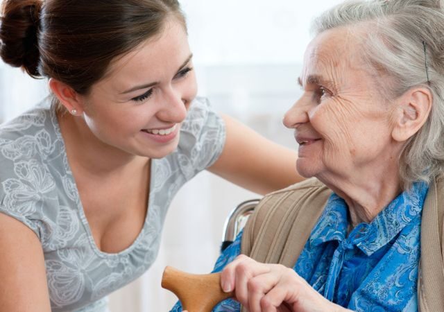 How To Select The Right Caregiver For Elderly Parents